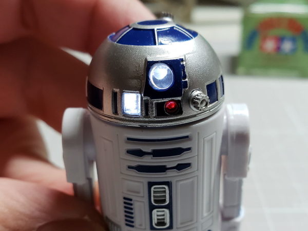 R2-D2 03