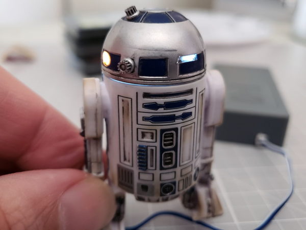 R2-D2 06