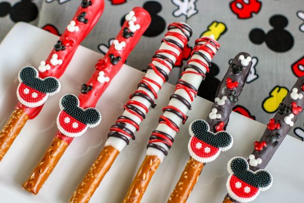 Mickey Mouse Pretzel Rods